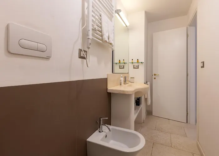 住宿加早餐酒店 La Loggetta 4*